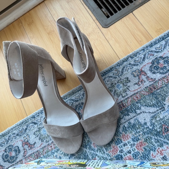 ✨ Jeffrey Campbell Lindsay Heels – Taupe Suede (Size 9)✨ - Picture 3 of 5